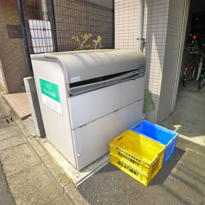 インカウンタ－マンションの物件外観写真