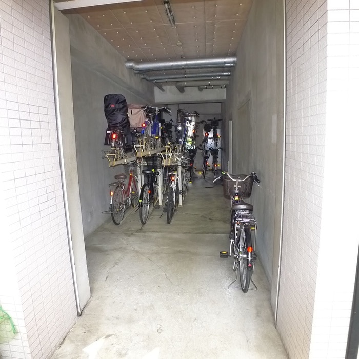 インカウンタ－マンションの物件外観写真