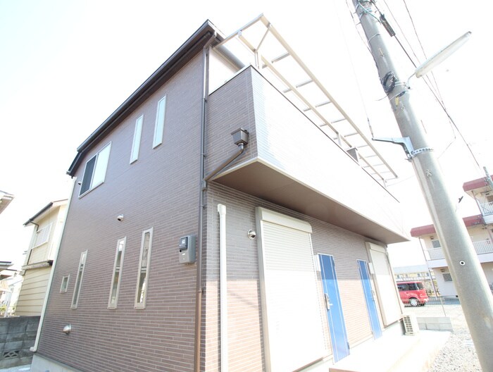 サニ－プレイスの物件外観写真