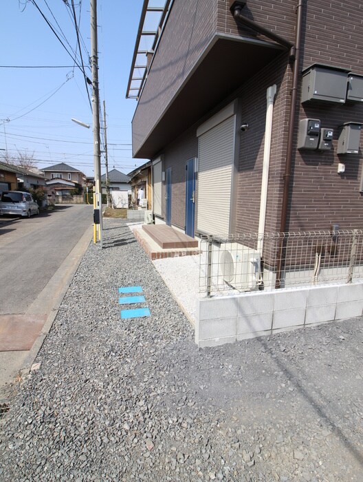 サニ－プレイスの物件外観写真