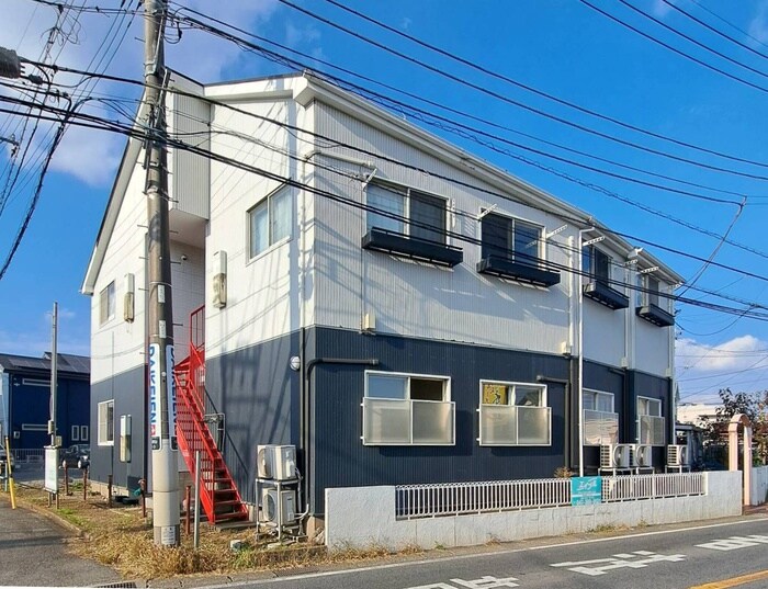 ニューコートくぬぎ山の物件外観写真