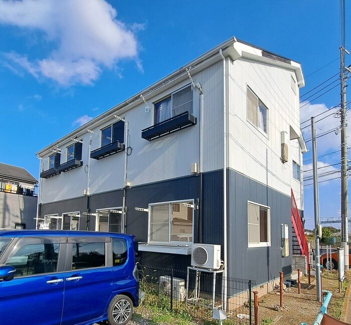 ニューコートくぬぎ山の物件外観写真