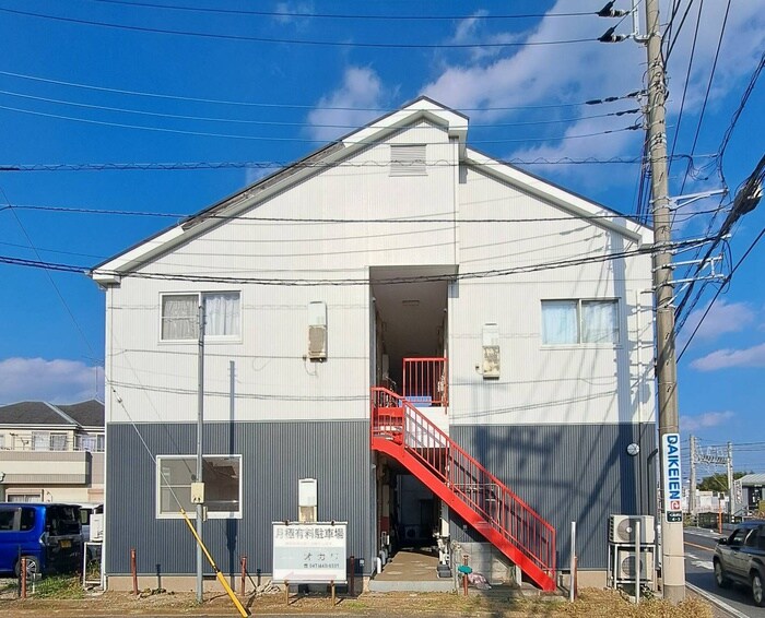 ニューコートくぬぎ山の物件外観写真