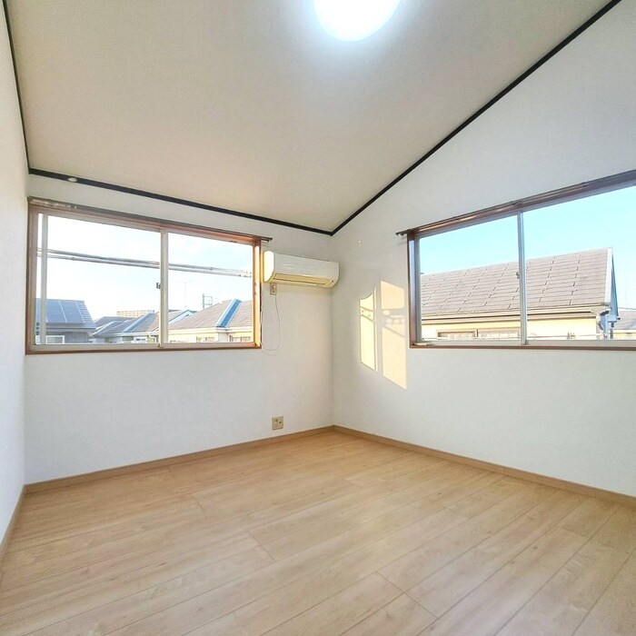 ニューコートくぬぎ山の物件内観写真