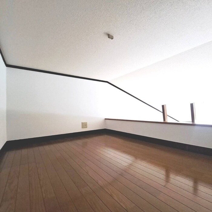 ニューコートくぬぎ山の物件内観写真