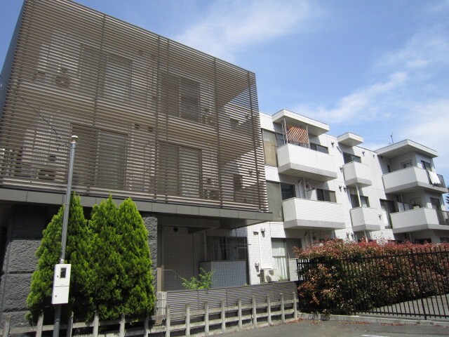 ヒルサイド二子玉川の物件外観写真