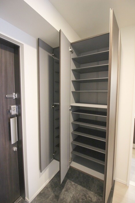 Calm Residence Prologueの物件内観写真