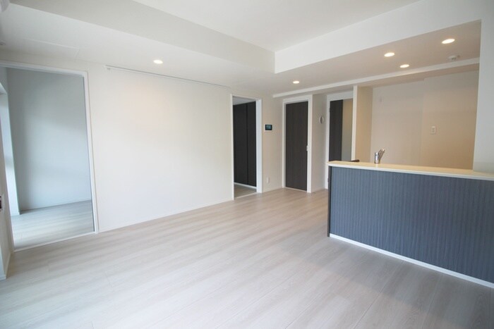 Calm Residence Prologueの物件内観写真