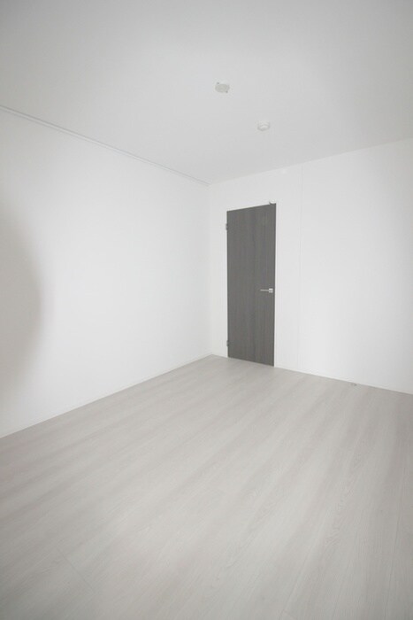 Calm Residence Prologueの物件内観写真