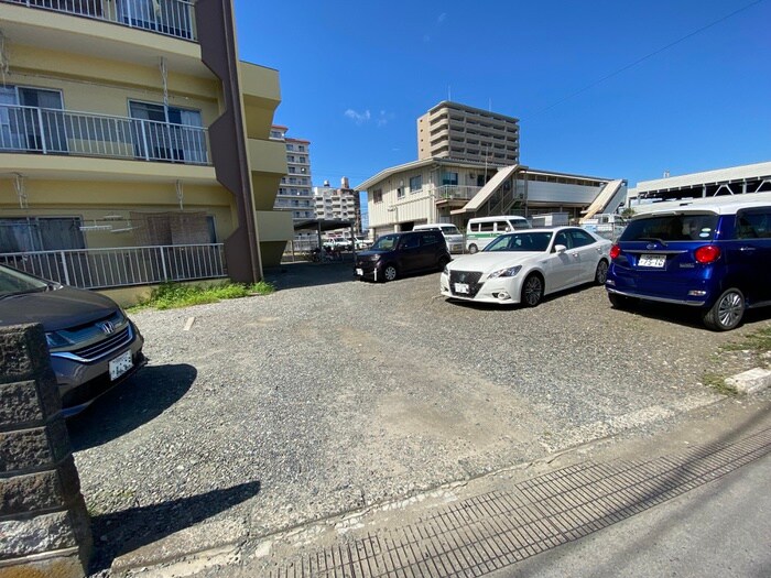 米善マンションの物件外観写真