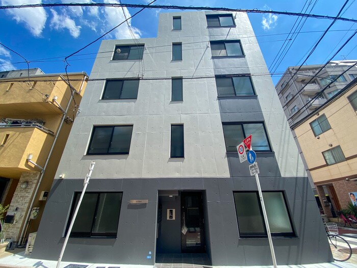 アンドベースの物件外観写真