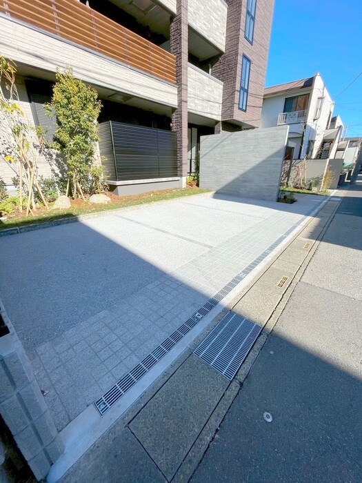 ロスマリーノ　東川口の物件外観写真