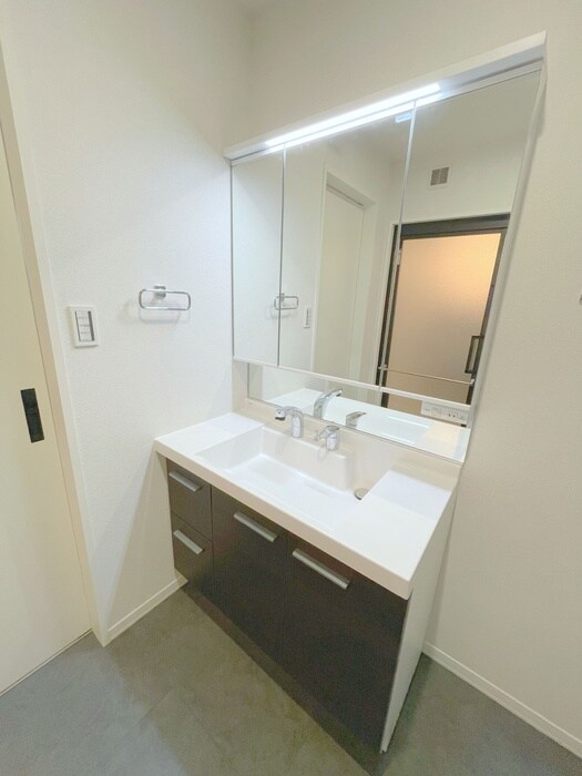 ロスマリーノ　東川口の物件内観写真