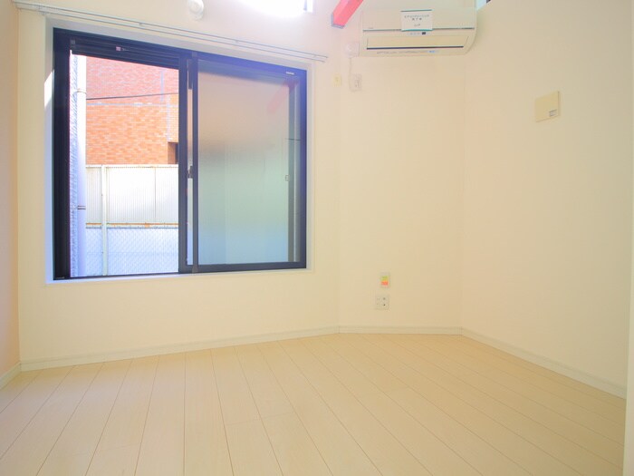 メーヴェ　ｉの物件内観写真