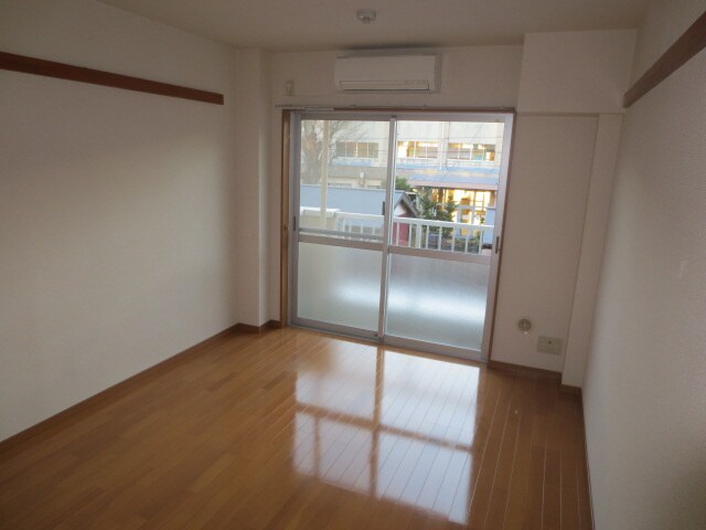 ロイヤル稲城の物件内観写真