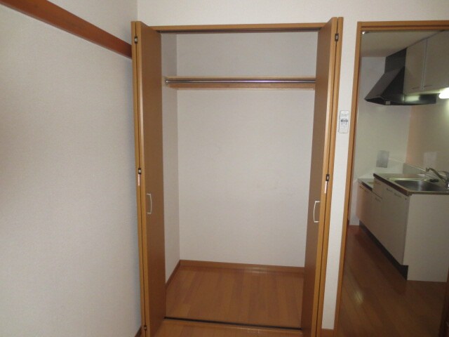 ロイヤル稲城の物件内観写真