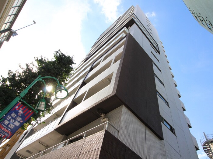 パ－クキュ－ブ笹塚の物件外観写真