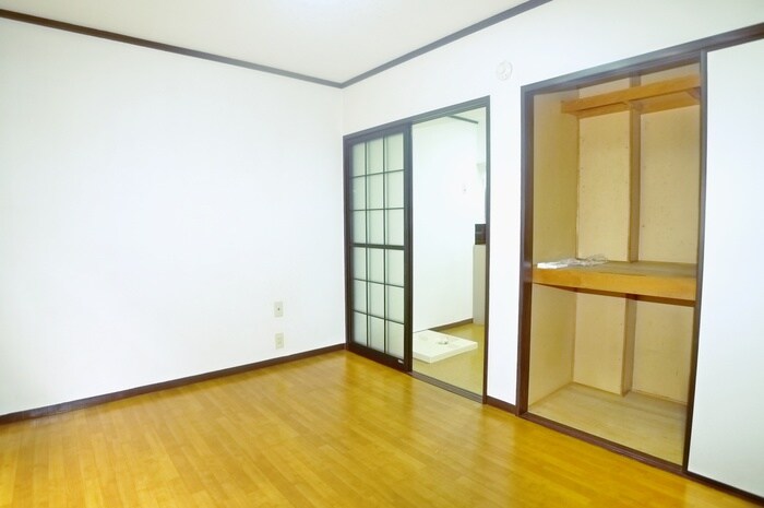 サンハイツ新松戸Ｂ棟の物件内観写真