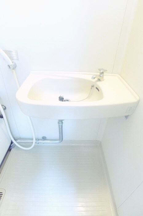 サンハイツ新松戸Ｂ棟の物件内観写真