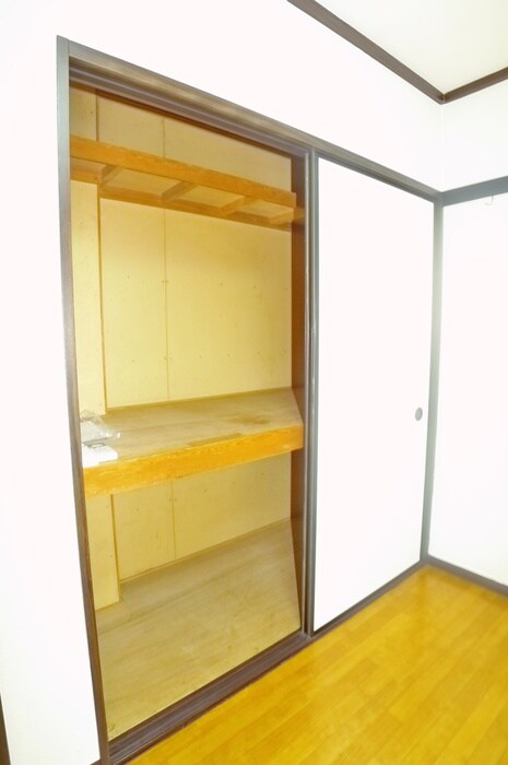 サンハイツ新松戸Ｂ棟の物件内観写真