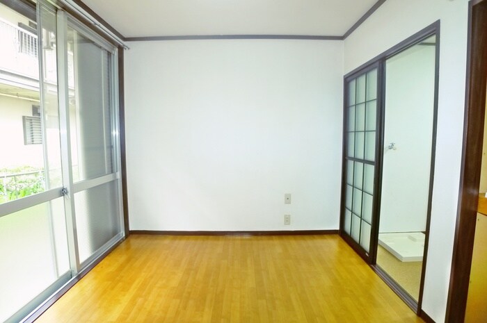 サンハイツ新松戸Ｂ棟の物件内観写真