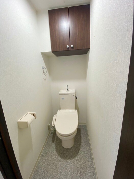 新山下三番館の物件内観写真