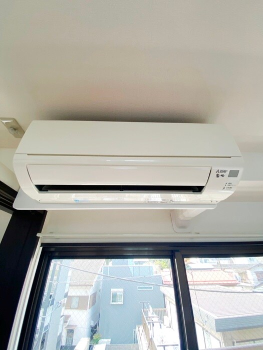 新山下三番館の物件内観写真