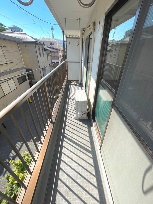 新山下三番館の物件内観写真