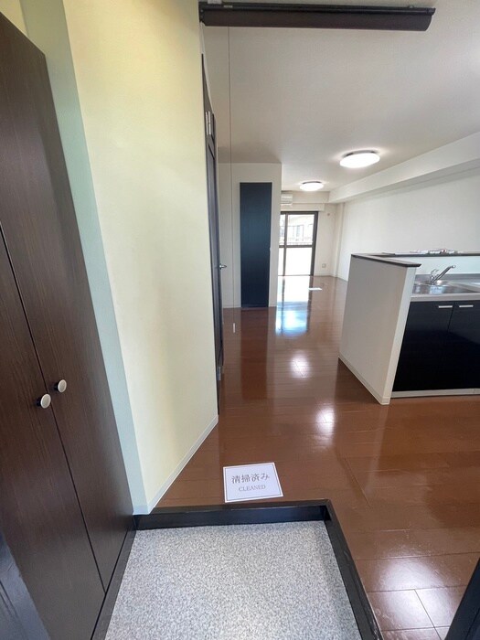 新山下三番館の物件内観写真