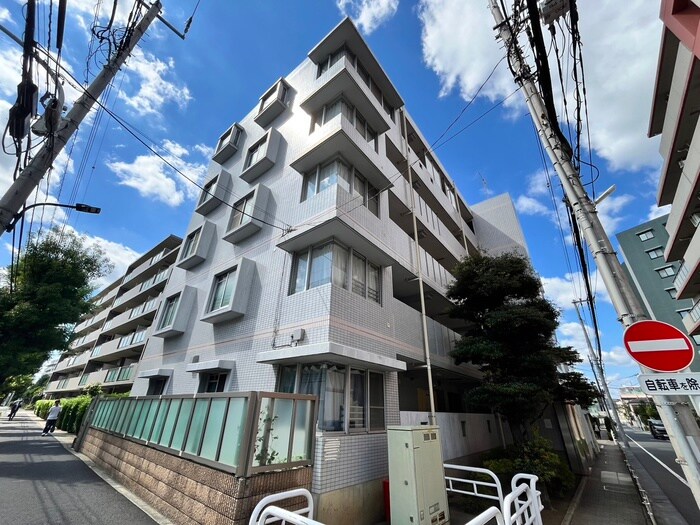 サリジェ志村公園の物件外観写真