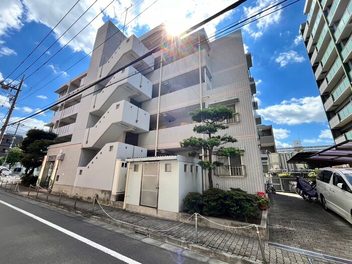 サリジェ志村公園の物件外観写真