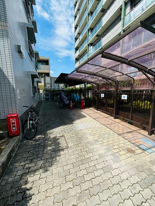 サリジェ志村公園の物件外観写真