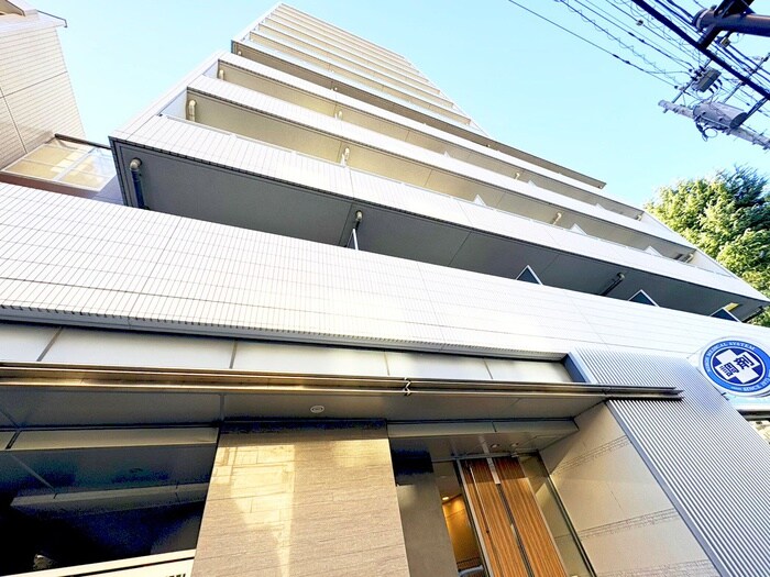 レジディア三宿の物件外観写真