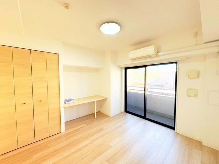 レジディア三宿の物件内観写真