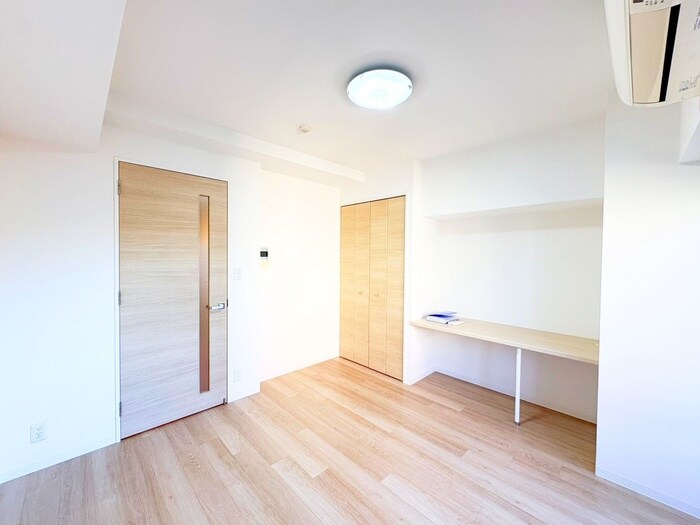 レジディア三宿の物件内観写真