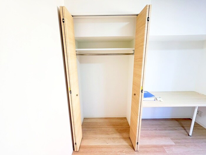 レジディア三宿の物件内観写真