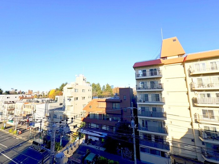 レジディア三宿の物件内観写真