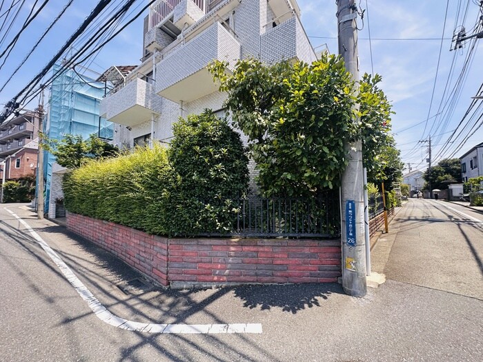 Ｆｉｒｓｔの物件外観写真