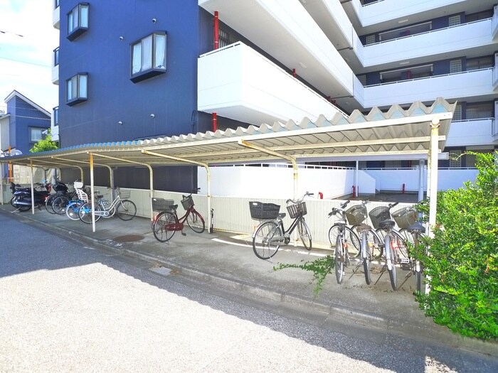 ポルシェ柏の物件外観写真