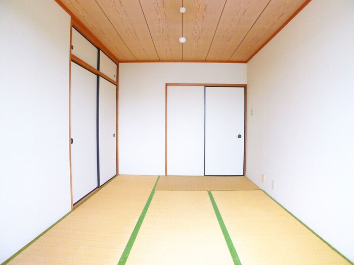 ラフィーヌ太陽の物件内観写真