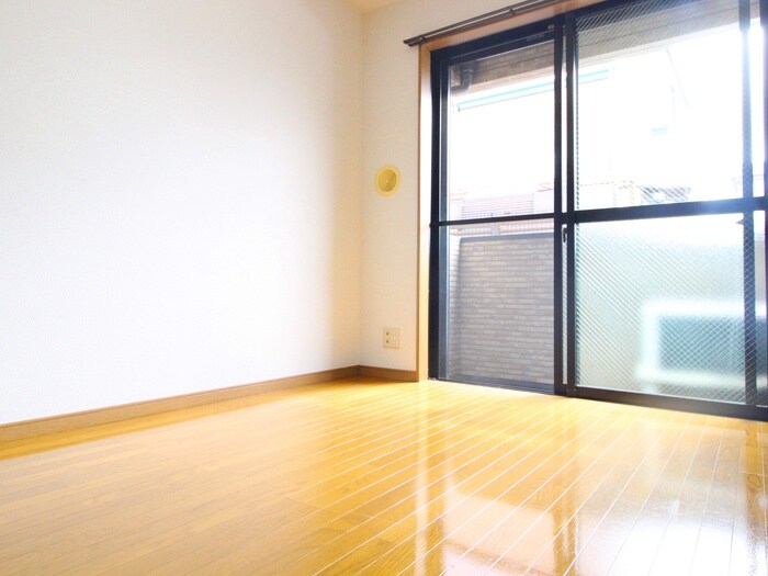 サン・フォレストの物件内観写真