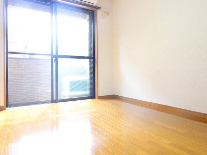 サン・フォレストの物件内観写真