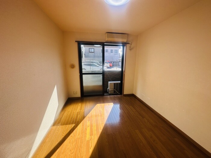 サン・フォレストの物件内観写真