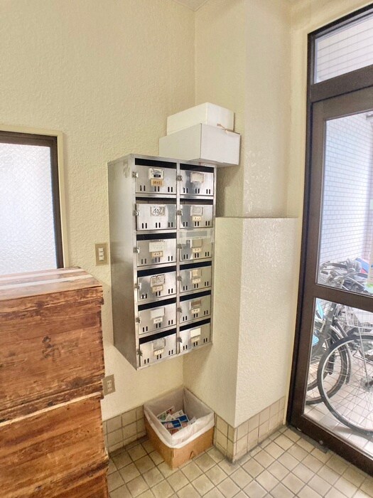 栄太楼ビルの物件外観写真