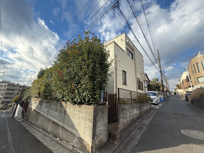 ベルメゾンの物件外観写真