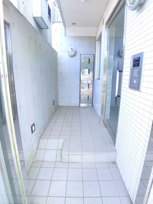 ア・レーズMの物件外観写真