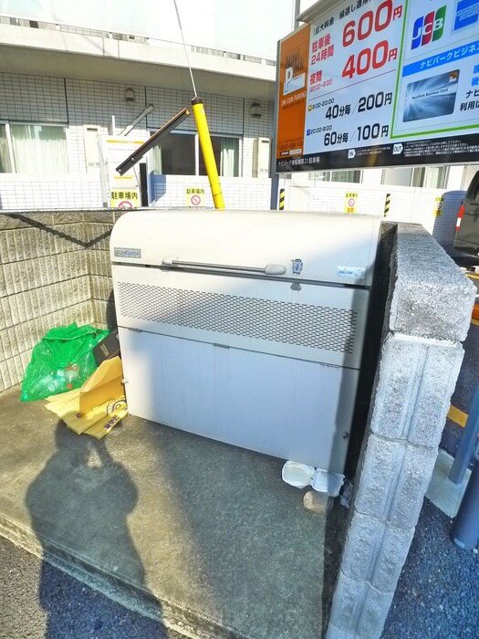 ア・レーズMの物件外観写真