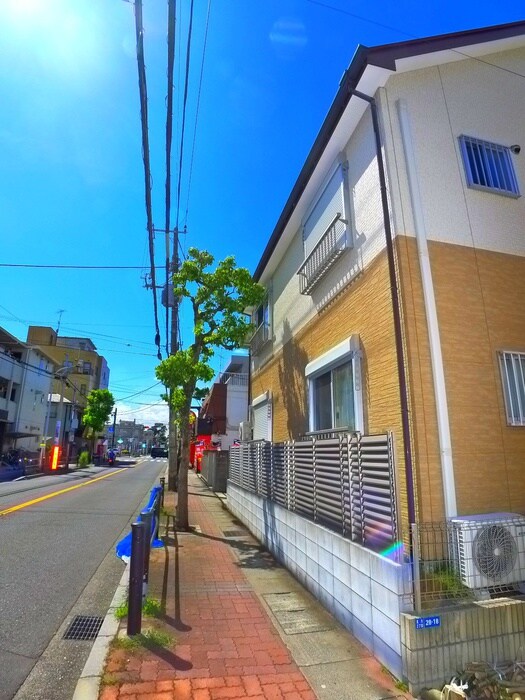 桜フラット市川の物件外観写真