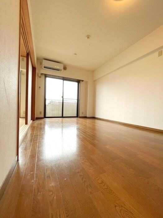 ロイヤルプレステージの物件内観写真