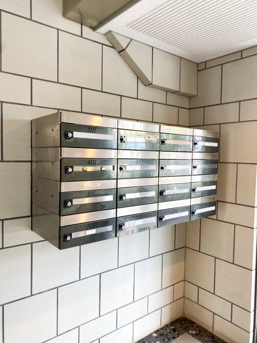 ロイヤルプレステージの物件外観写真